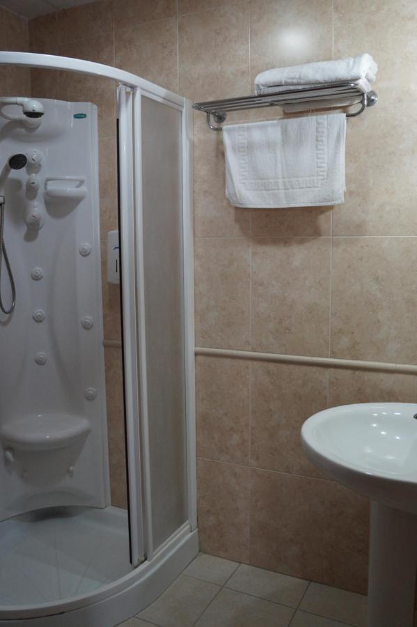Hostal La Conilena Conil De La Frontera Buitenkant foto